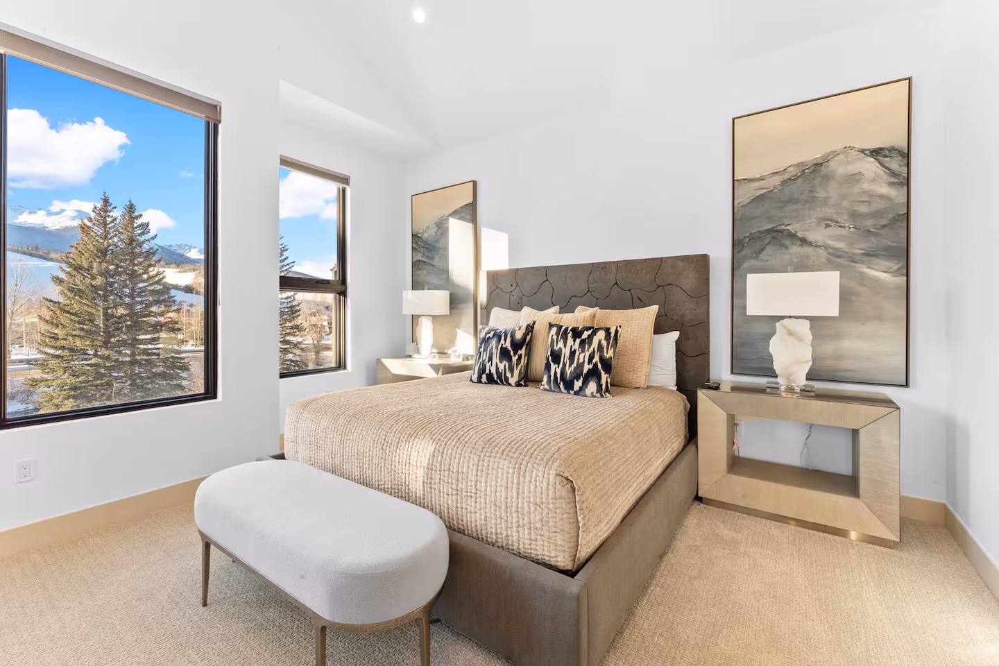 Second king bedroom with mountain views